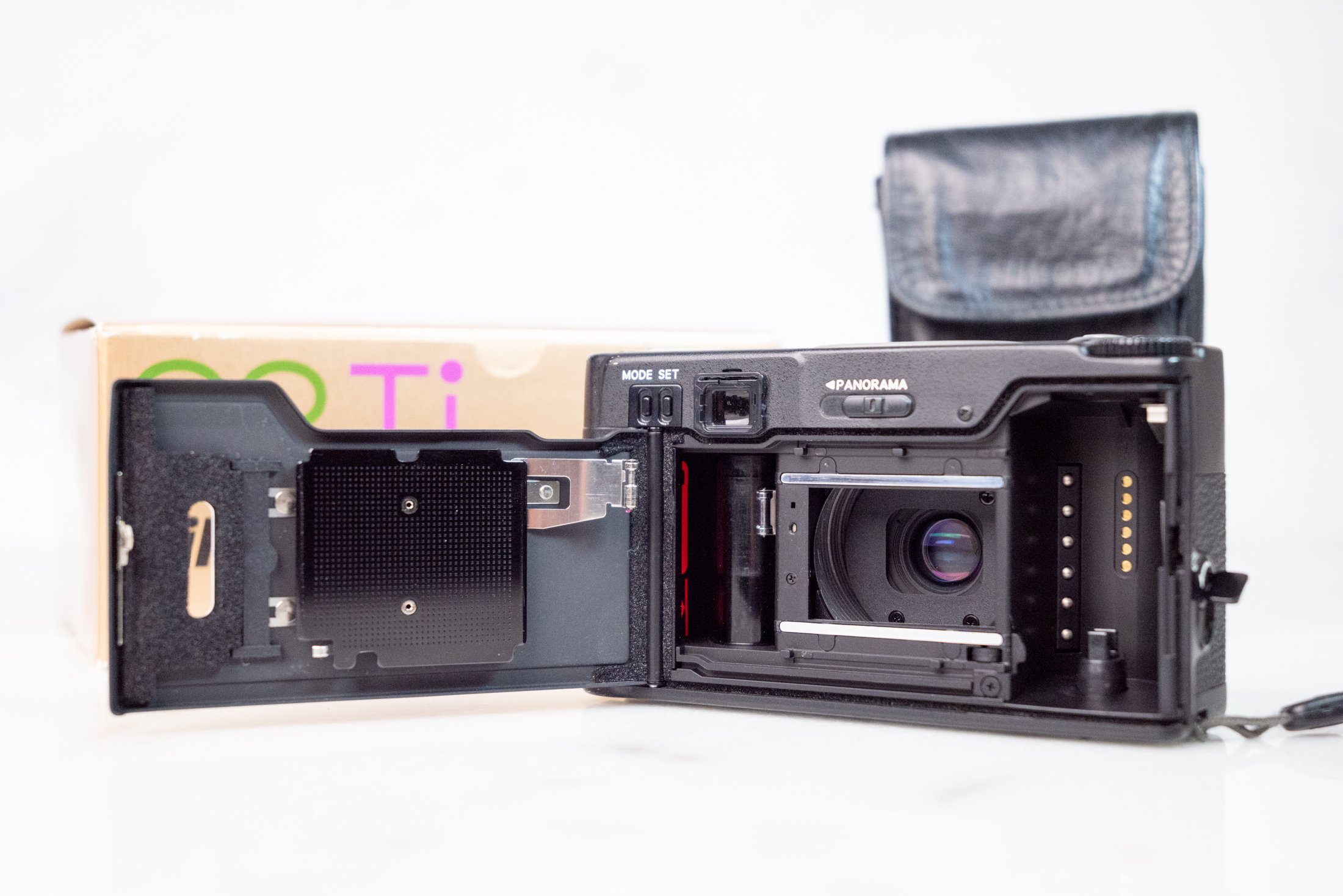 Nikon 28Ti Point and Shoot 35mm Film Camera with Box, Case and